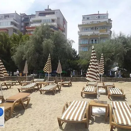 Hotel Pogradeci 4*