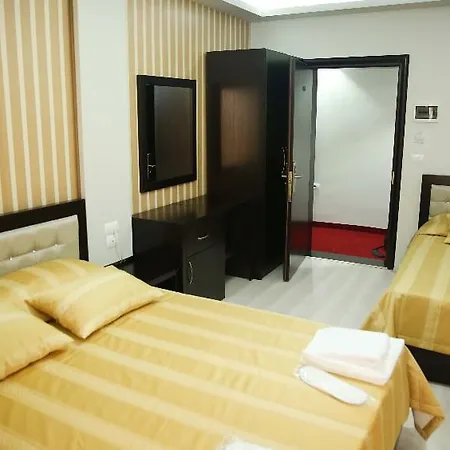 Hotel Pogradeci 4*