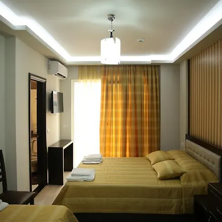 Pogradeci 4* Pogradec